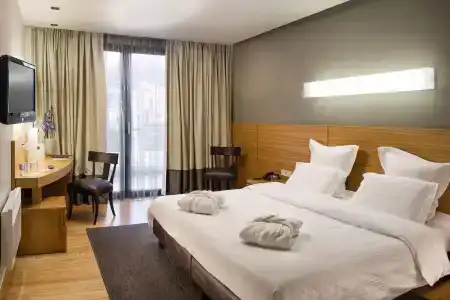 Esperos Palace Luxury & Spa - 2