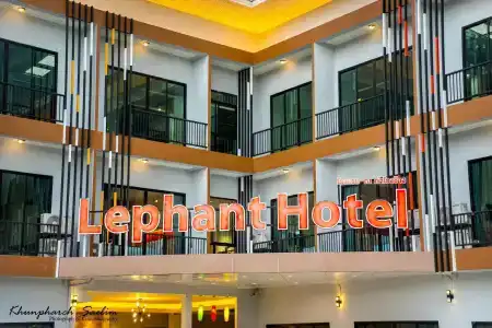 The Lephant - 36