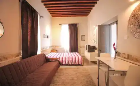 St. Lazaros Studios - 0