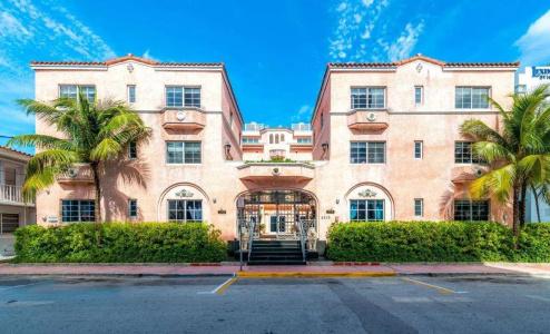 Secret Garden Miami Beach - 7