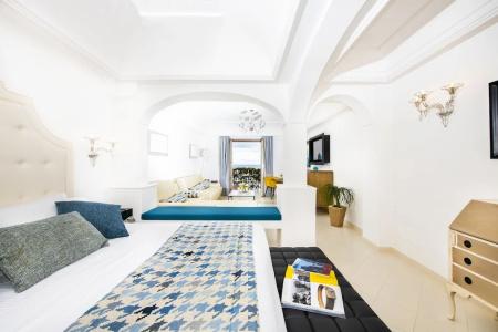 Eden Roc Suites - 389