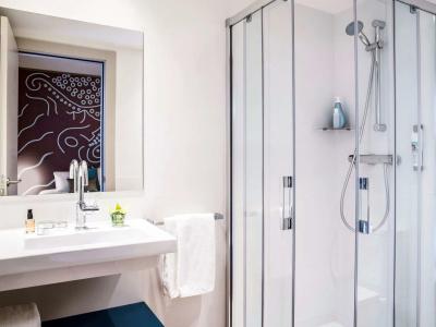 ibis Styles Barcelona Centre - 12