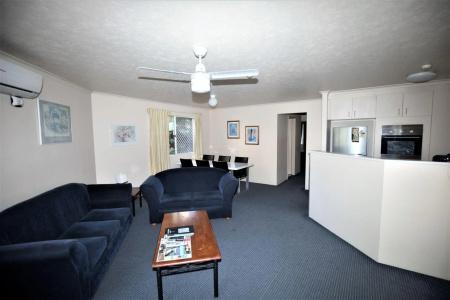 Markham Court - 40