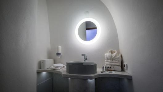 Elite Luxury Suites - 314