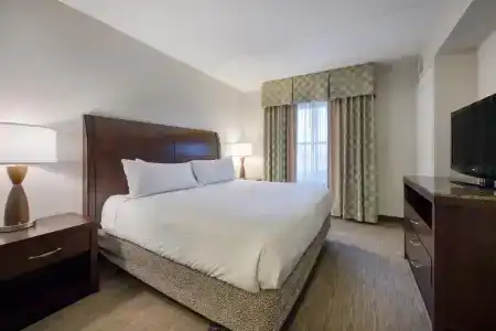 Hilton Garden Inn Southpoint - 66