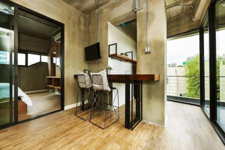 Rent V38 - 32