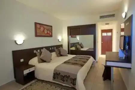 Dar Khayam - 67