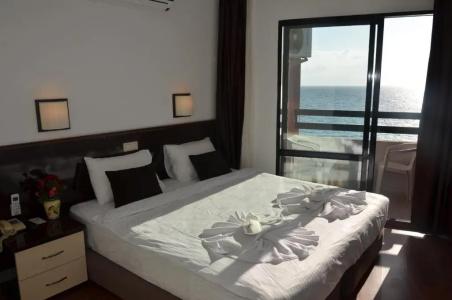 Sunday Beach - 5