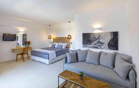 La Stella Suites - 6
