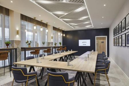 Courtyard by Marriott London City Airport - 18