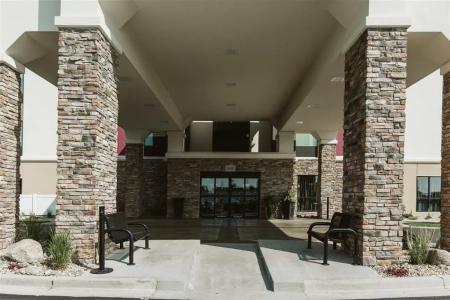 Hampton Inn - 28