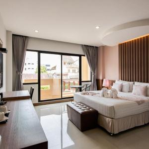 The Centris - 49