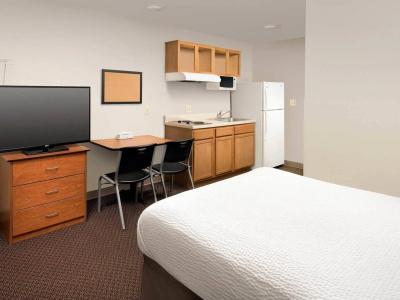 WoodSpring Suites Fort Gordon - 15
