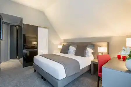 Best Western Plus Le Moderne - 42