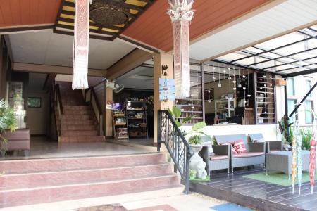 Nan Boutique - 16