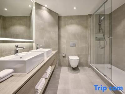 Courtyard by Marriott Berlin City Center - 48