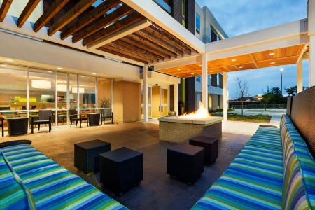 Home2 Suites By Hilton West - 24
