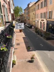 Le Flore - 11