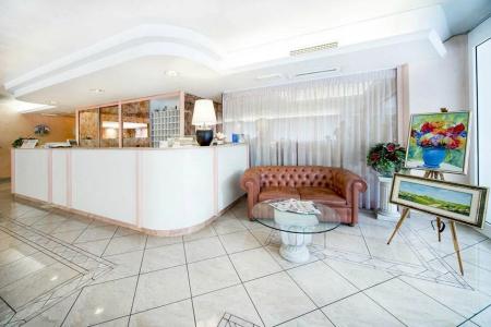 Royal Plaza - 1