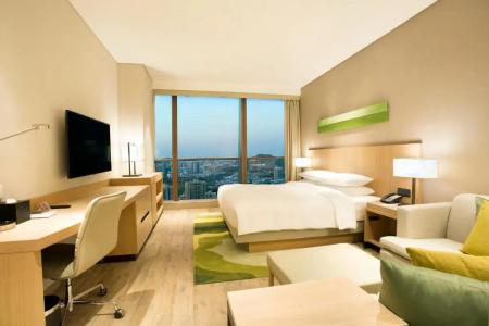 Hyatt Place Sanya City Center - 37