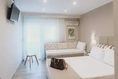 Ammos Beach Seaside Luxury Suites - 51
