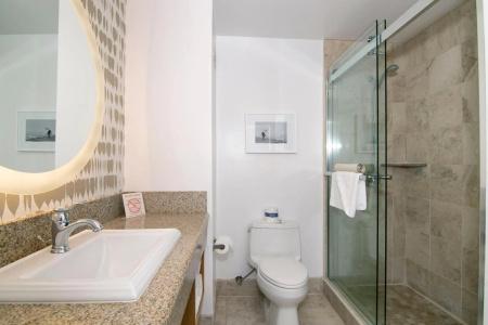 Ocean Park Inn - 9
