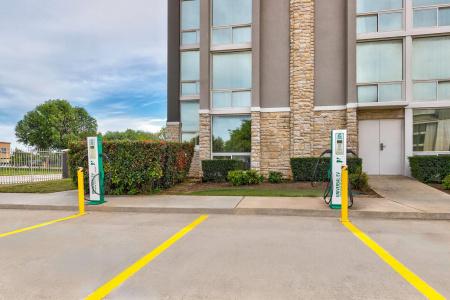 La Quinta By Wyndham Dallas i-35 Walnut Hill Ln - 30