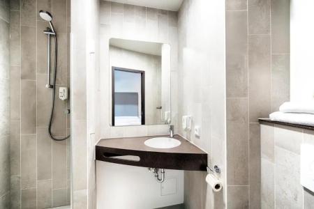 B&B Stuttgart-Neckarhafen - 43