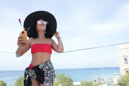 Island Boutique - 16