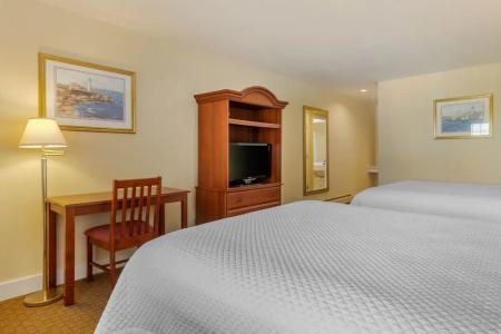 Ogunquit and Suites - 79