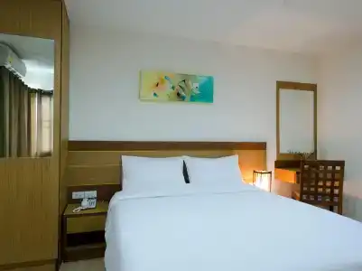Kozy Inn - 15