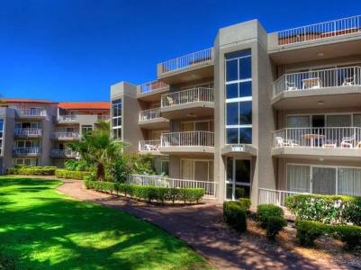 Markham Court - 84