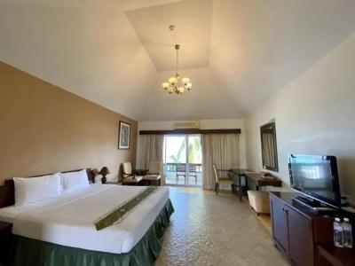 Golden Pine Beach Resort - 33