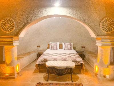 Risus Cave Suites - 41