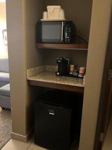 Comfort Suites Denver International Airport - 23
