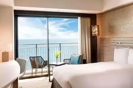 DoubleTree by Hilton Okinawa Chatan Resort - 60