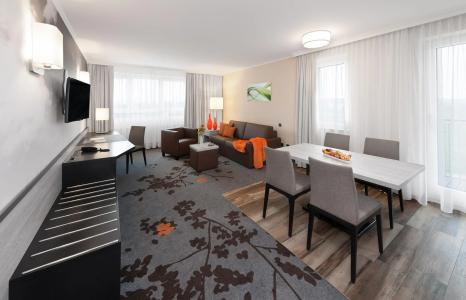 SI-SUITES - 9