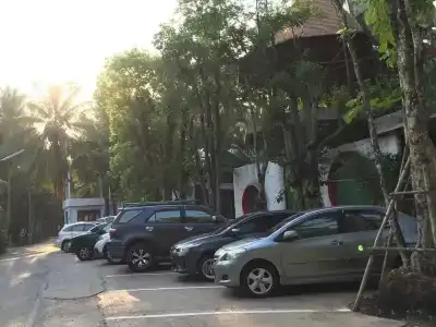 Amphawa Club - 12