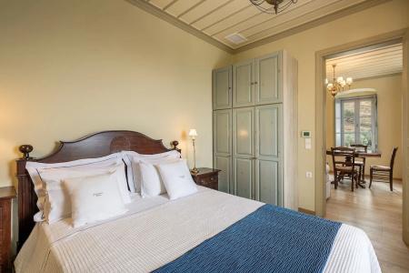 Four Seasons Hydra Luxury Suites - 56
