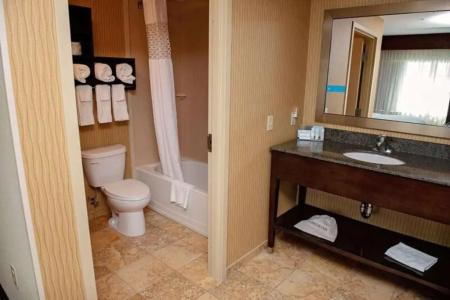 Hampton Inn & Suites - 23