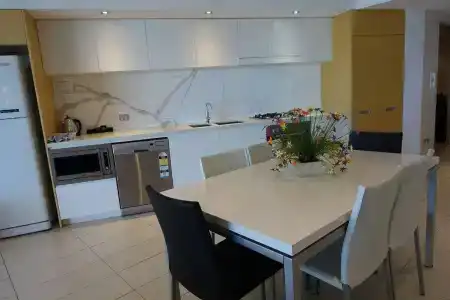 Ambience on Burleigh Beach - 25