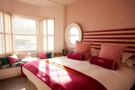 Brighton Harbour & Spa - 25