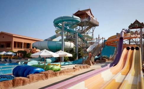 Coral Sea Holiday Resort and Aqua Park - 20