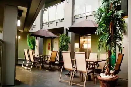 Accent Inns Vancouver Airport - 18