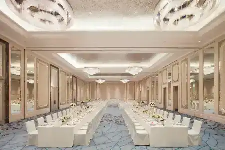 The St. Regis - 40