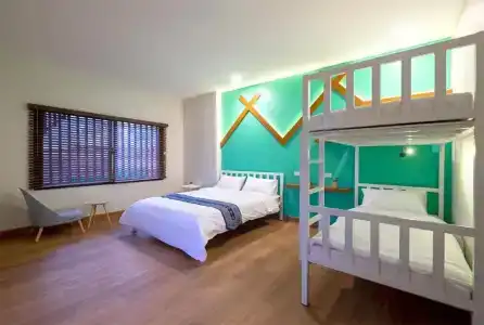 Bed Friends Poshtel - 88