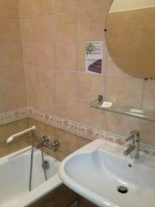 Hôtel Orange Marine - 61