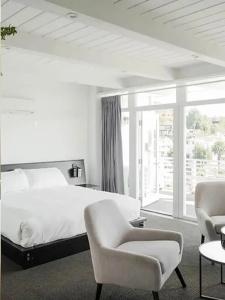 Hollywood Hills - 30