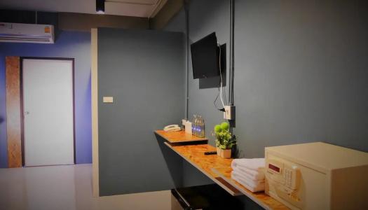 Amity Poshtel - 36