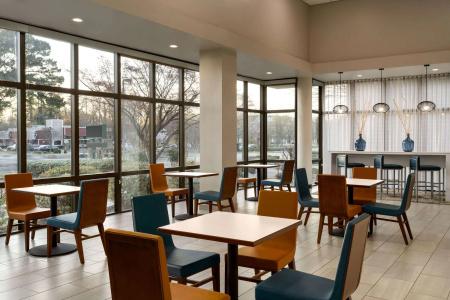 Wingate by Wyndham - 17